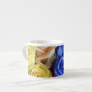 Sortierte frische Rosensträuße Espressotasse