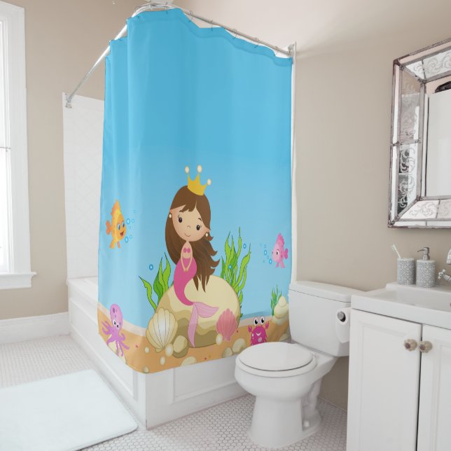Sous le rideau de douche de la mer aux sirènes (En situation)