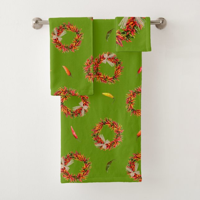Southwest Chile Wreaths and Peppers Customizeable  Badhandtuch Set (Insitu)