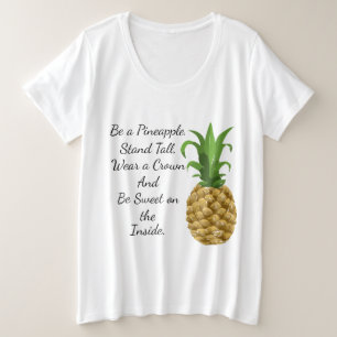 Soyez un T-shirt sinueux de taille d'ananas