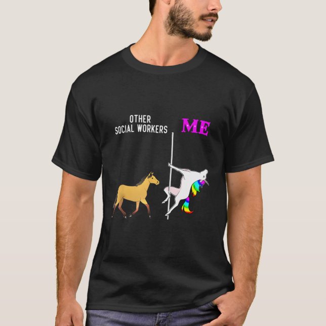 Sozialarbeiter und ich tanzen T-Shirt (Vorderseite)