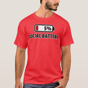 Soziale Batterie 5% Lustiger Introvertierter T-Shirt