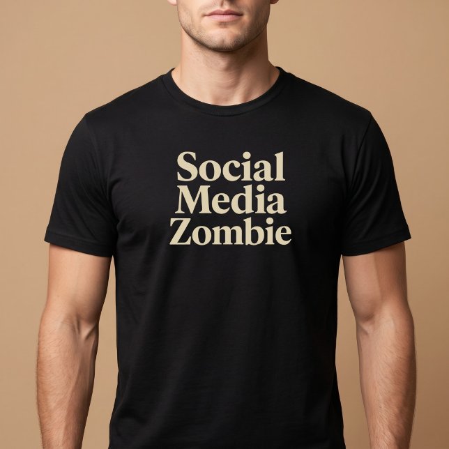 Soziale Medien T-Shirt (Von Creator hochgeladen)