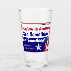 Sozialismus in Amerika sieht etwas sagen Glas