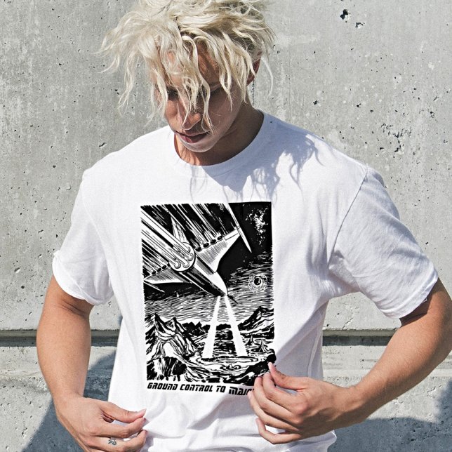 Space Odyssey Abenteuer Retro Comic T-Shirt (Von Creator hochgeladen)