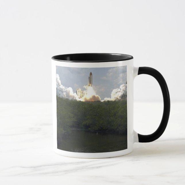 Space Shuttle Atlantis hebt 13 Tasse (Rechts)