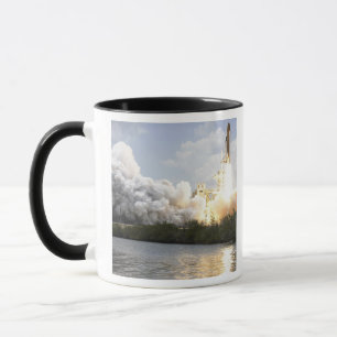 Space Shuttle Atlantis hebt 22 Tasse