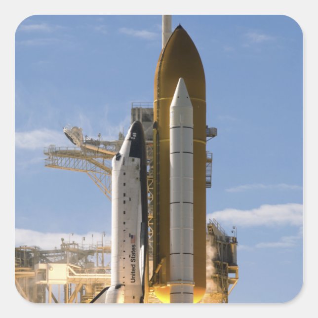 Space Shuttle Atlantis hebt 5 Quadratischer Aufkleber (Vorderseite)