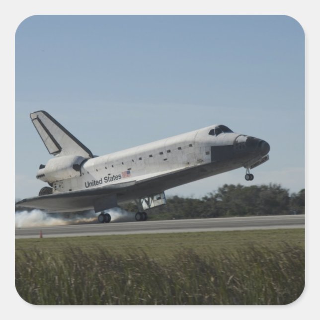 Space Shuttle Atlantis Touchs 2 Quadratischer Aufkleber (Vorderseite)