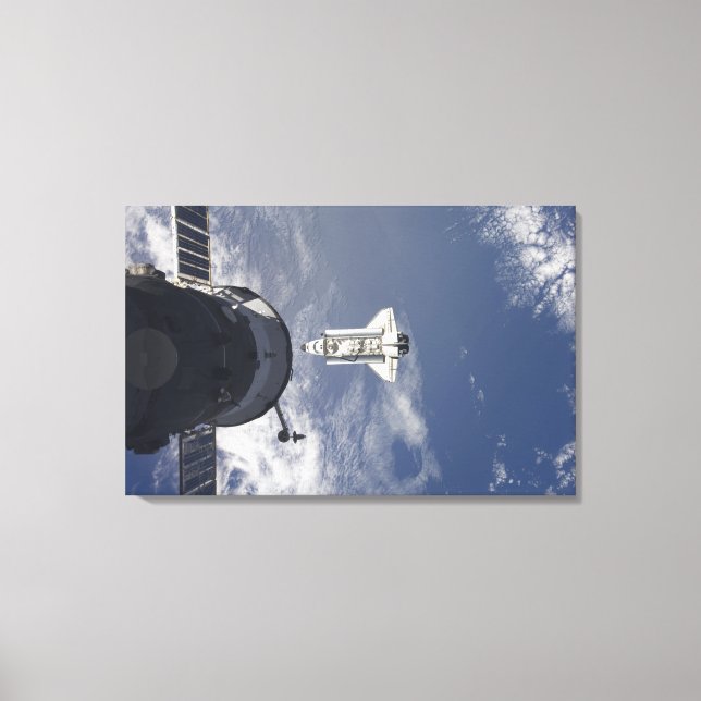 Space Shuttle Atlantis und ein russisches Raumschi Leinwanddruck (Vorderseite)
