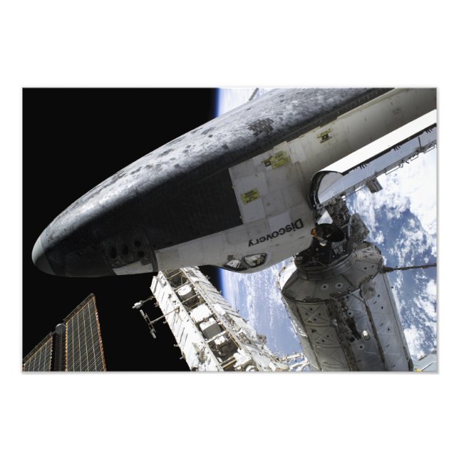 Space Shuttle Discovery dotiert Fotodruck (Vorne)