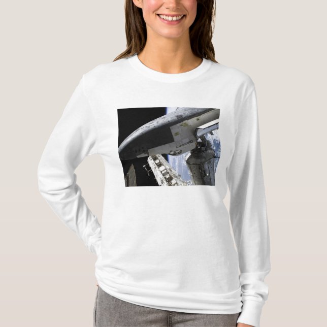 Space Shuttle Discovery dotiert T-Shirt (Vorderseite)