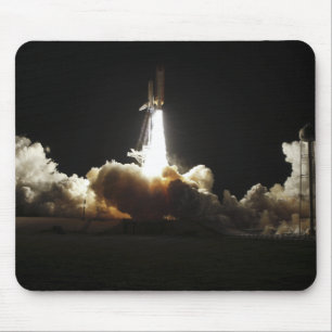 Space Shuttle Discovery hebt ab Mousepad
