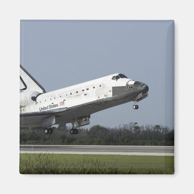 Space Shuttle Discovery landet auf der Piste 33 2 Magnet (Vorne)