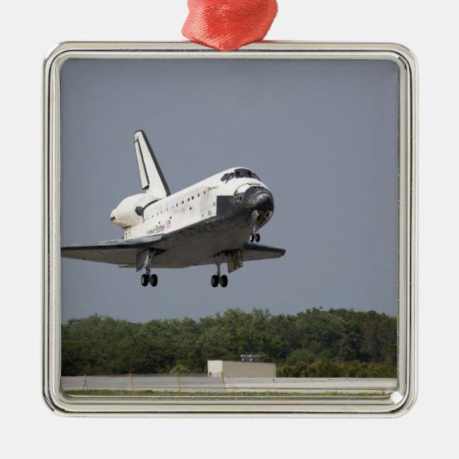 Space Shuttle Discovery nähert sich Landung 2 Silbernes Ornament (Vorne)