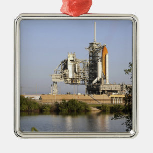 Space Shuttle Discovery steht bereit 3 Silbernes Ornament