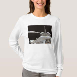 Space Shuttle Discovery's Nutzlastschacht T-Shirt