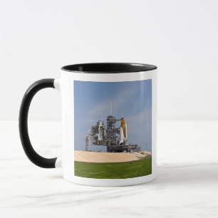 Space Shuttle Endeavor auf dem Launchpad 4 Tasse