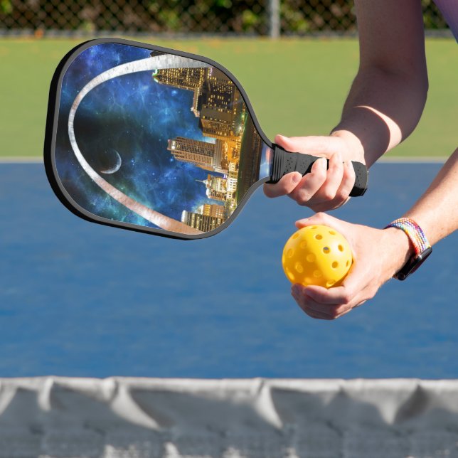 Spacey St. Louis Skyline Pickleball Schläger (InSitu)