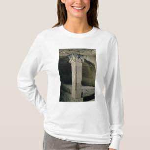 Spalte von der Krypta, mit dem Kopf von Mosese T-Shirt