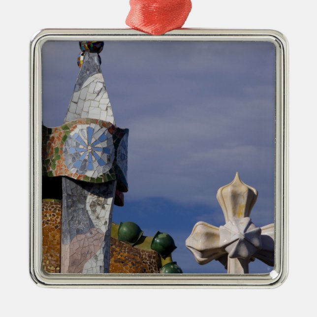 Spanien, Katalonien, Barcelona. Casa Batllo (1906) Silbernes Ornament (Vorne)