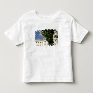 Spanien, Madrid. Königspalast. Kleinkind T-shirt