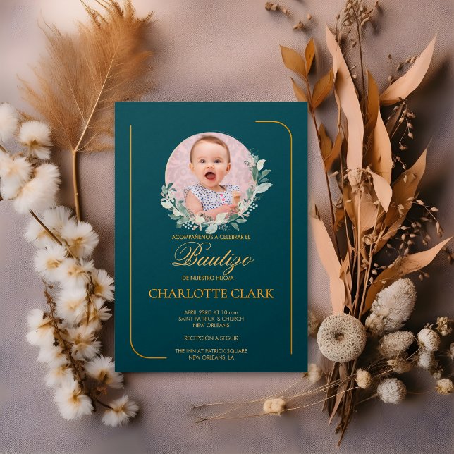 Spanisch Bautizo Foto Grüne Landschaft Einladung (Spanish Bautizo Photo Greenery Elegant Gold Invitation)
