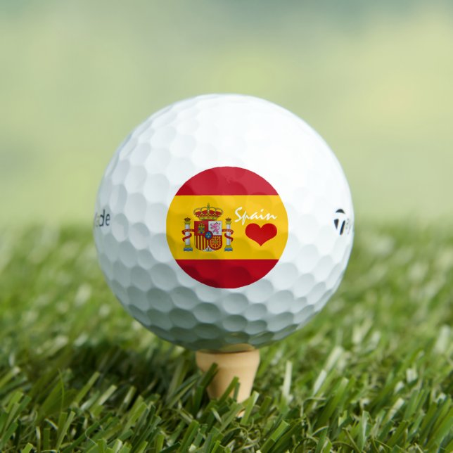 Spanische Flagge mit rotem Herzen /Golffans Golfball (Insitu T-Shirt)
