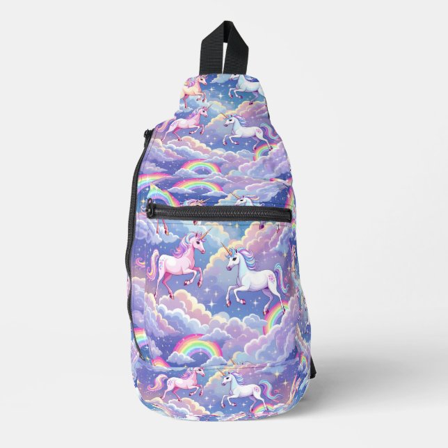 Sparkly rainbow and unicorns on clouds crossbody bag (Vorderseite)