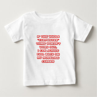 Spaß des Zimmermanns ... Modellieren Baby T-shirt
