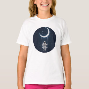 Spaß im Weltraum - Astronaut schwingt auf dem Mond T-Shirt