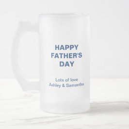 Spaß Königs Dad entspannen sich und trinken blaue Mattglas Bierglas