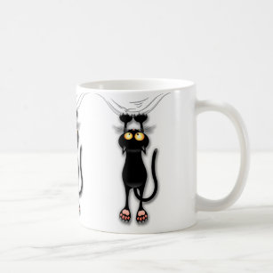 Spaß-schwarze Katze, die unten klassische Tasse