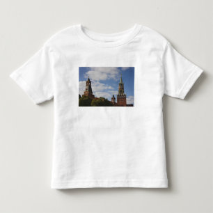Spasskaya-Turm auf dem Roten Platz, Moskau, Russla Kleinkind T-shirt