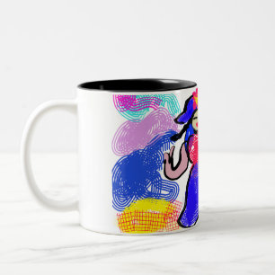 Spazieren Sie am Strand im Sommer Zweifarbige Tasse