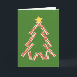 Speck-Weihnachtsbaum Feiertagskarte<br><div class="desc">Ein perfektes Feriengeschenk für den Fleischliebhaber in Ihrem Leben. Dieser kitchy Weihnachtsbaum wird aus wenigen Speckscheiben heraus gemacht.</div>