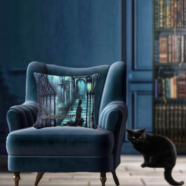 Specter auf dem Steps-Kissen Kissen (Add the spooky props, for a fabulously, Gothic home decor!)