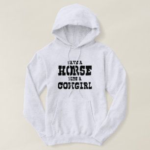 SPEICHERN SIE EINE PFERDEFAHRT IN EINEM KÜHL HOODIE