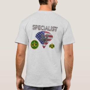 Spezialist für Armored Cavalry Regiment T-Shirt