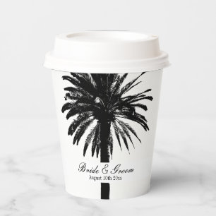 Spezielle Kaffeebecher für Hochzeitsfeiern am tro Pappbecher