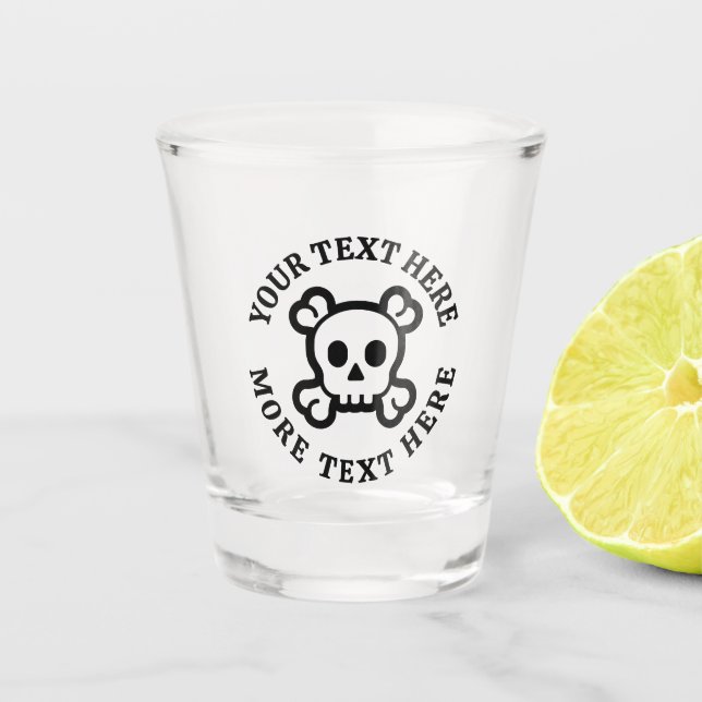Spezielles Schießglas mit dem Logo des Totenschäde Schnapsglas (Vorderseite)