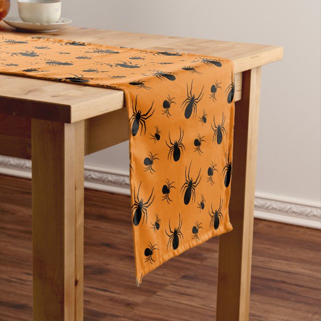 Spiders Halloween-Party Schwarz und Orange Kurzer Tischläufer (Beispiel)
