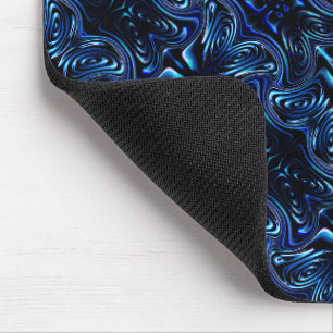 Spiegeln geformter Blume und Schmetterling in dunk Mousepad