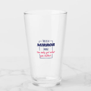 Spiegelreflexions-Mindset Motivationsdesign Glas