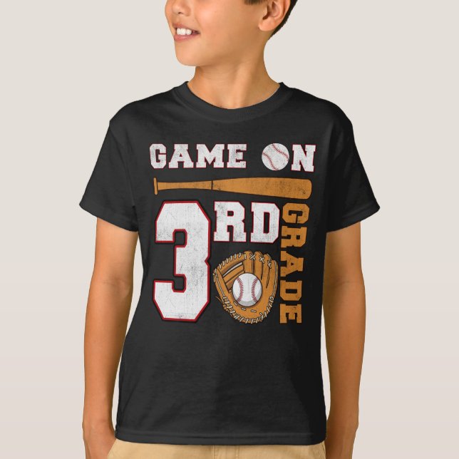 Spiel auf 3. Klasse Baseball zurück zur Schule T-Shirt (Vorderseite)