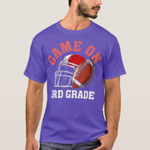 Spiel auf 3. Klasse Fußball zurück zum Schüler T-Shirt