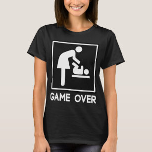 Spiel über neuem Baby für Elternteil-Mama T-Shirt