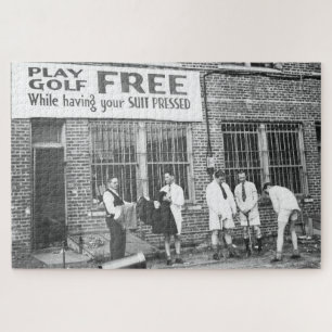 Spielen Sie frei Golf (während Sie Ihren Anzug ge