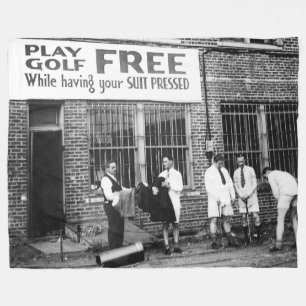 Spielen Sie frei Golf (während Sie Ihren Anzug ge Fleecedecke