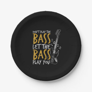 Spielen Sie nicht die Bass-Gitarre Lassend Pappteller